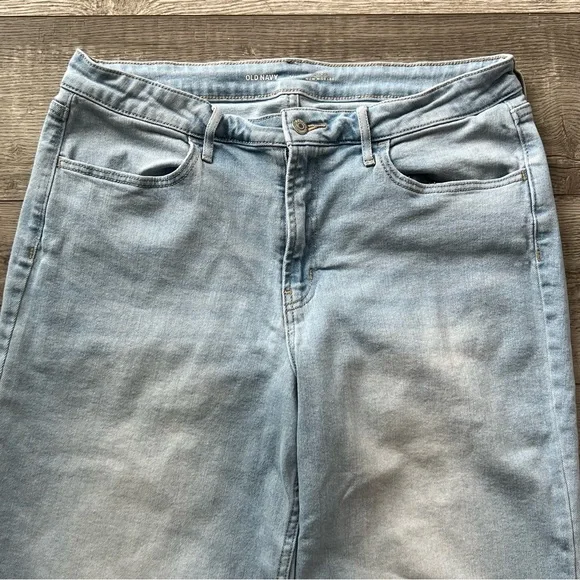 Old Navy High-Waisted Wow Wide-Leg Jeans | Size 14 - Picture 7 of 9
